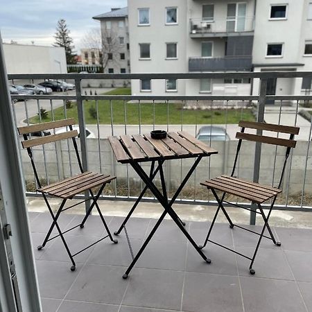 Przytulny Apartament Appartement Trzebownisko Buitenkant foto